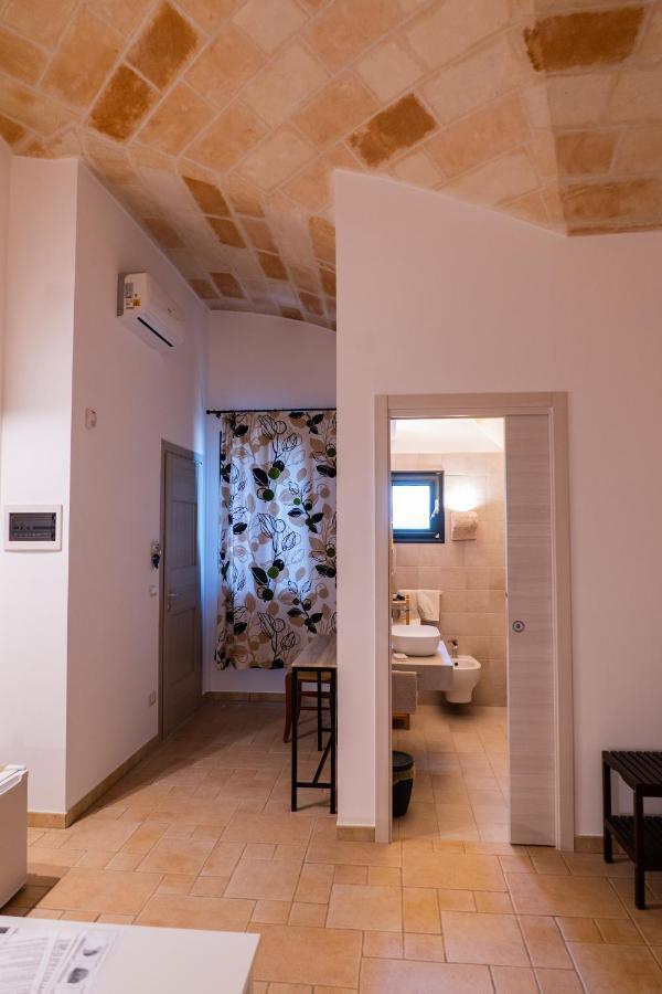 Relais La Giara Guest House Manduria Exterior photo